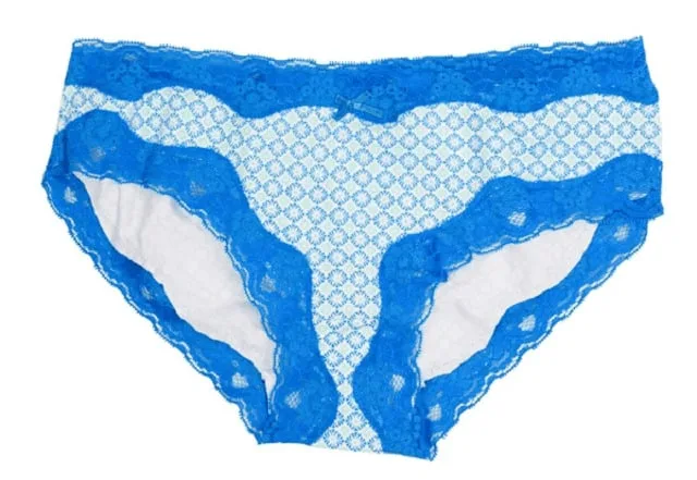 Culotte menstruelle bleue avec une bande de dentelle sur la taille et les cuisses