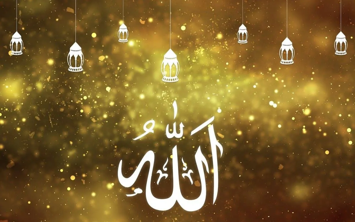 Repas de fête partagé en famille au matin de l'Aid el-Fitr